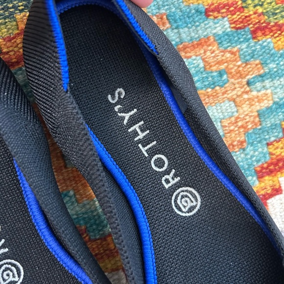 Rothy’s The Flat in BASIC BLACK 9 - Picture 5 of 6